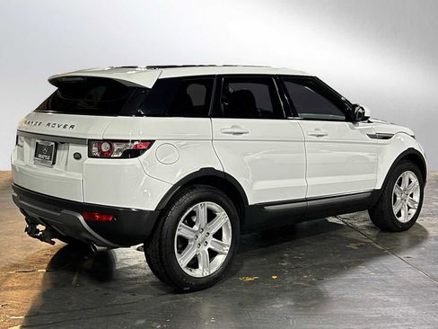 Used 2015 Land Rover Range Rover Evoque Pure Plus image 3