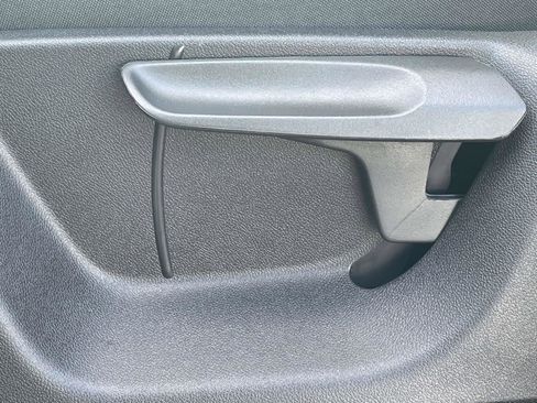New 2026 Volkswagen Tiguan S FWD image 17