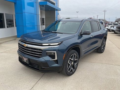 New 2026 Chevrolet Traverse High Country image 2