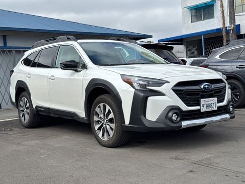 Certified 2025 Subaru Outback Limited XT image 2