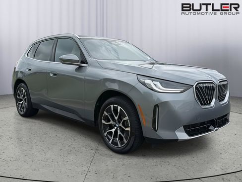 Used 2026 BMW X3 xDrive30i w/ Premium Package AWD/4WD image 8
