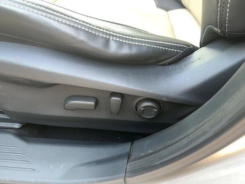 Used 2020 Subaru Outback Limited w/ Popular Package #2 image 18