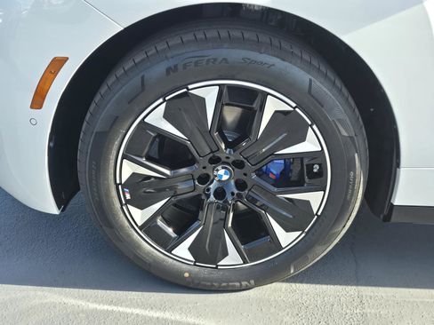 New 2026 BMW iX xDrive45 w/ M Sport Package image 5