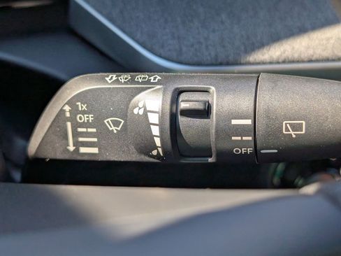 New 2026 Nissan Kicks SV image 25