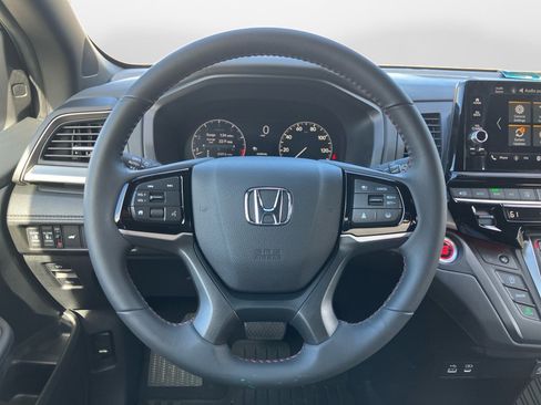 Certified 2025 Honda Odyssey Sport-L image 13