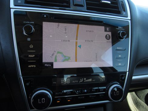 Used 2018 Subaru Legacy 3.6R Limited image 18