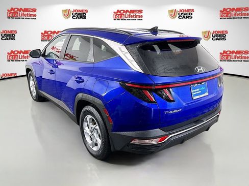 Certified 2022 Hyundai Tucson SEL w/ Cargo Package FWD image 2