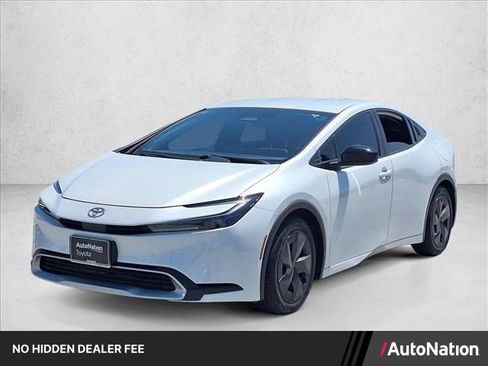 Used 2023 Toyota Prius Prime FWD image 1