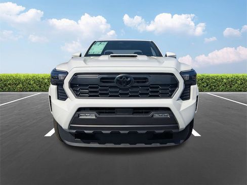 New 2026 Toyota Tacoma TRD Sport AWD/4WD image 9