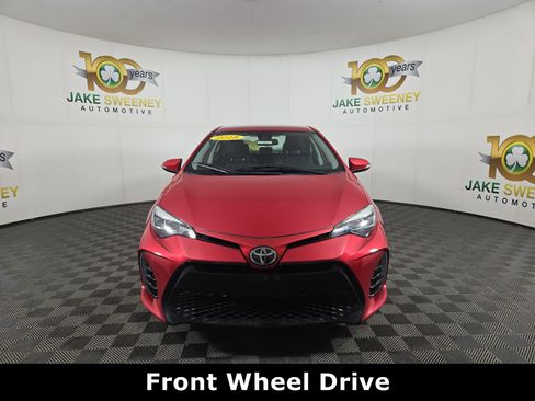 Used 2018 Toyota Corolla L image 2