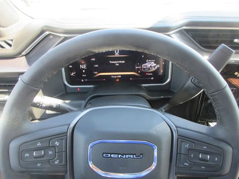 New 2026 GMC Sierra 3500 Denali Ultimate AWD/4WD image 19