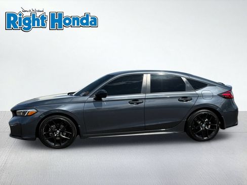 Used 2025 Honda Civic Sport image 3
