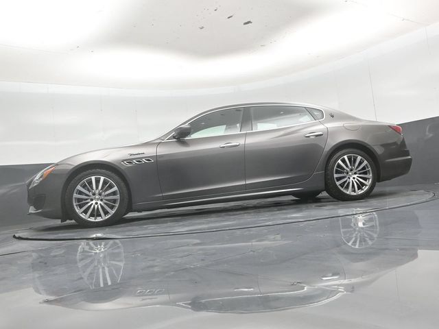 Used 2022 Maserati Quattroporte Modena Q4 AWD/4WD image 44