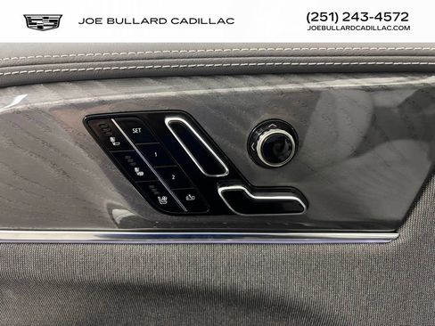 New 2026 Cadillac Escalade IQ Sport 1 w/ LPO, Floor Liner Package AWD/4WD image 6