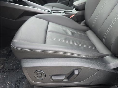 Used 2025 Audi A3 2.0T Premium w/ Convenience Package image 31