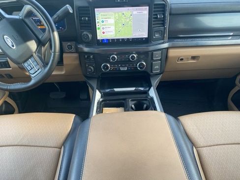 Used 2025 Ford F250 Lariat w/ Lariat Ultimate Package image 15