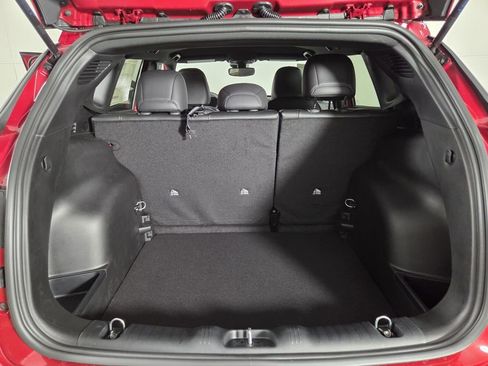 New 2026 Jeep Compass Latitude image 13