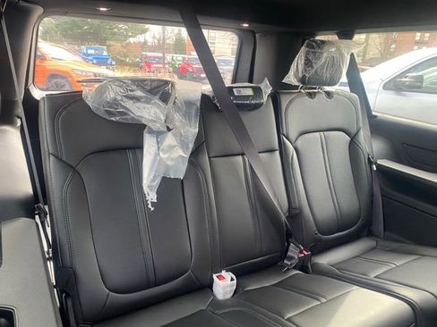 New 2024 Jeep Wagoneer L 4WD w/ Convenience Group I image 33