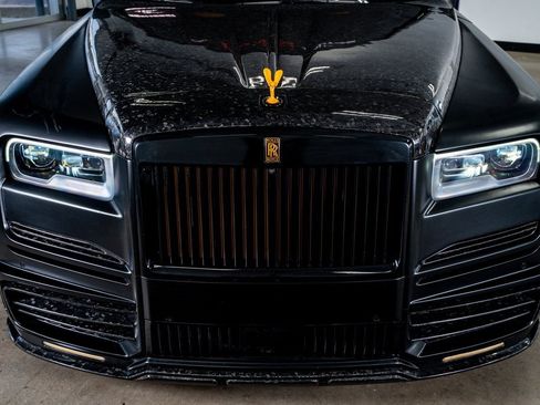 Used 2023 Rolls-Royce Cullinan image 16