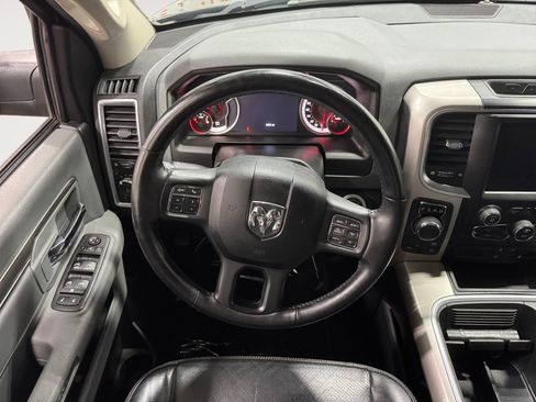 Used 2018 RAM 1500 Outdoorsman AWD/4WD image 12