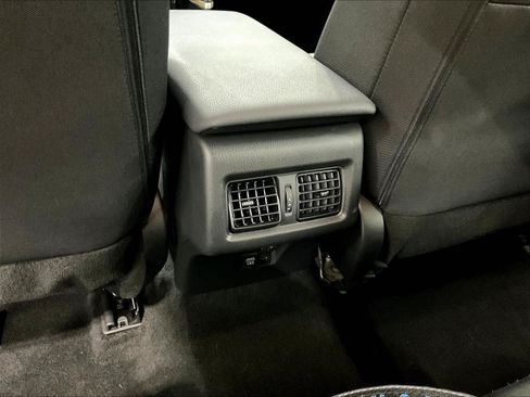 Used 2025 Toyota Camry LE FWD image 10