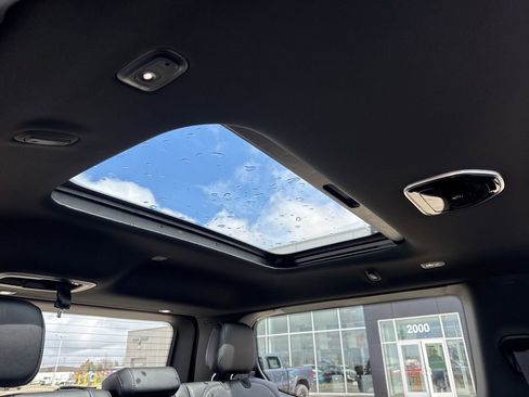 New 2026 Jeep Grand Wagoneer Limited AWD/4WD image 35