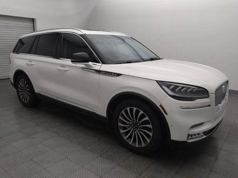 Used 2020 Lincoln Aviator Reserve w/ Equipment Group 201A RWD image 11