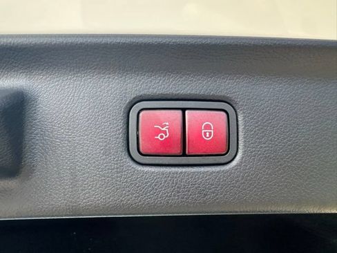 Certified 2023 Mercedes-Benz S 580 4MATIC Sedan image 43