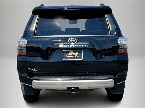 Used 2022 Toyota 4Runner TRD Off-Road Premium image 6