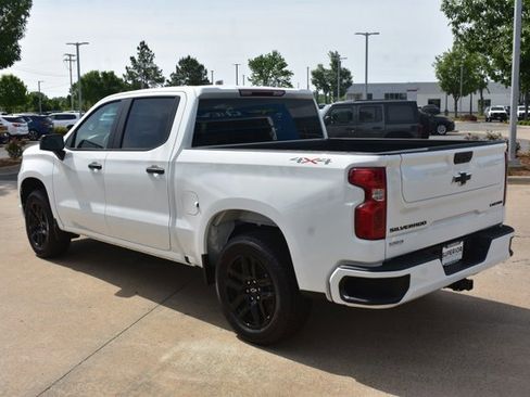 New 2026 Chevrolet Silverado 1500 Custom w/ LPO, Dark Essentials Package AWD/4WD image 9