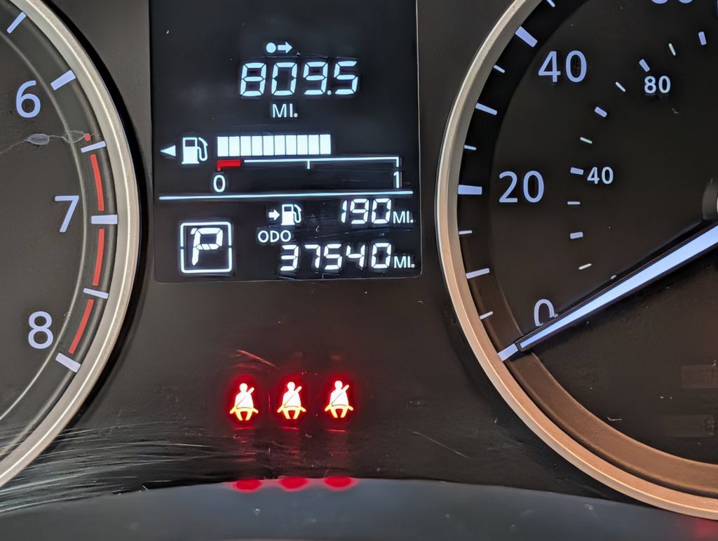 Used 2024 Nissan Kicks S FWD image 16