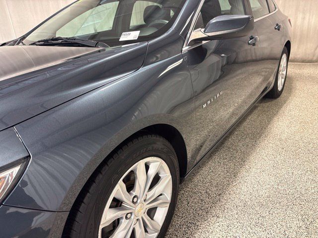 Used 2020 Chevrolet Malibu LT FWD image 11