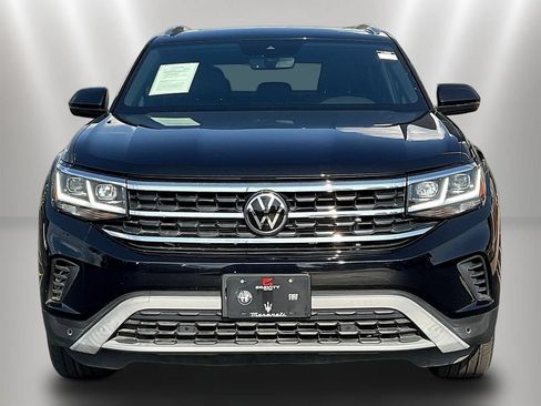 Used 2023 Volkswagen Atlas Cross Sport SEL AWD/4WD image 2