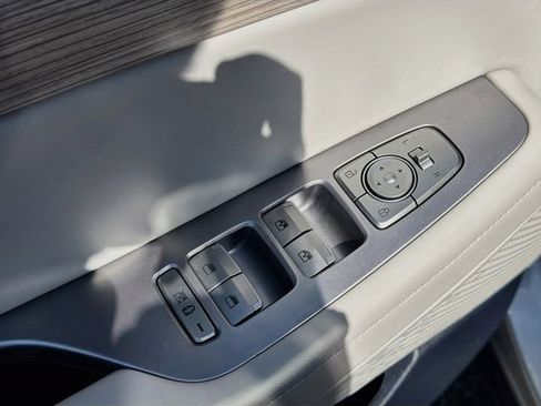 Used 2021 Hyundai Palisade SEL w/ Premium Package FWD image 24