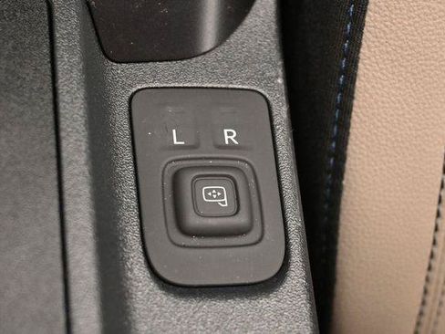 Used 2024 Ford Bronco Wildtrak AWD/4WD image 29