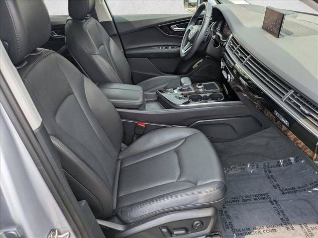 Used 2018 Audi Q7 3.0T Prestige w/ Prestige Package AWD/4WD image 21