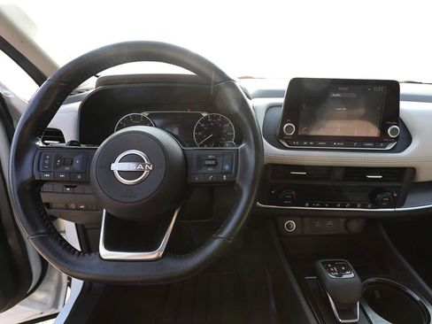 Used 2023 Nissan Rogue SL w/ SL Premium Package AWD/4WD image 14
