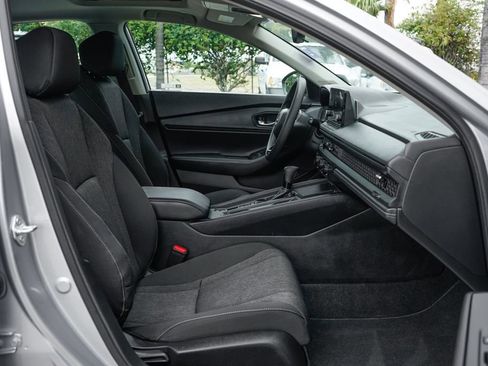 Used 2025 Honda Accord SE image 36