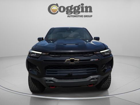 Certified 2024 Chevrolet Colorado ZR2 w/ Safety Package AWD/4WD image 8