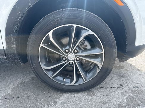 Used 2023 Buick Encore GX Select image 9