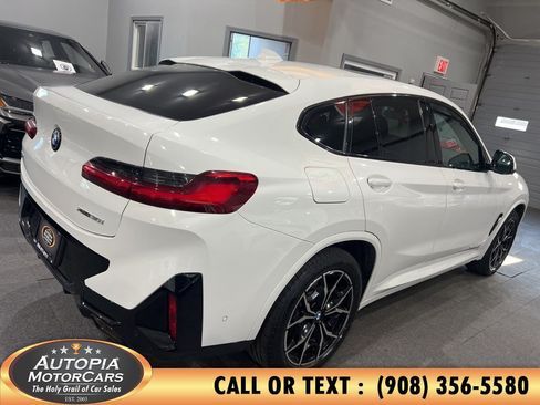Used 2024 BMW X4 xDrive30i w/ Premium Package AWD/4WD image 5