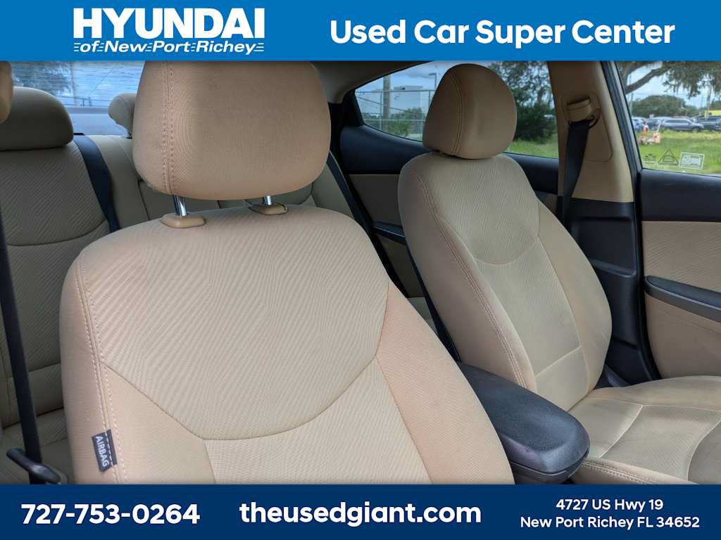 Used 2013 Hyundai Elantra GLS w/ Preferred Pkg FWD image 6