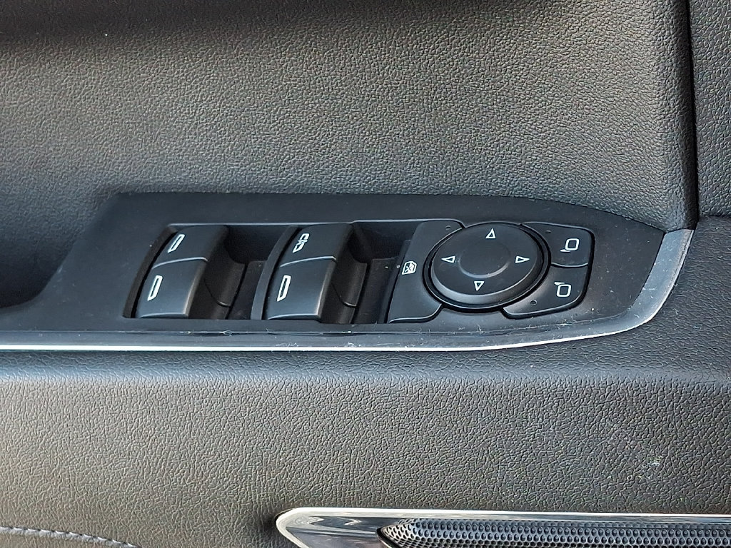 Used 2024 Chevrolet Silverado 1500 LT AWD/4WD image 25