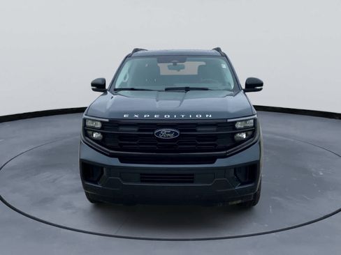Used 2026 Ford Expedition Max Active AWD/4WD image 3