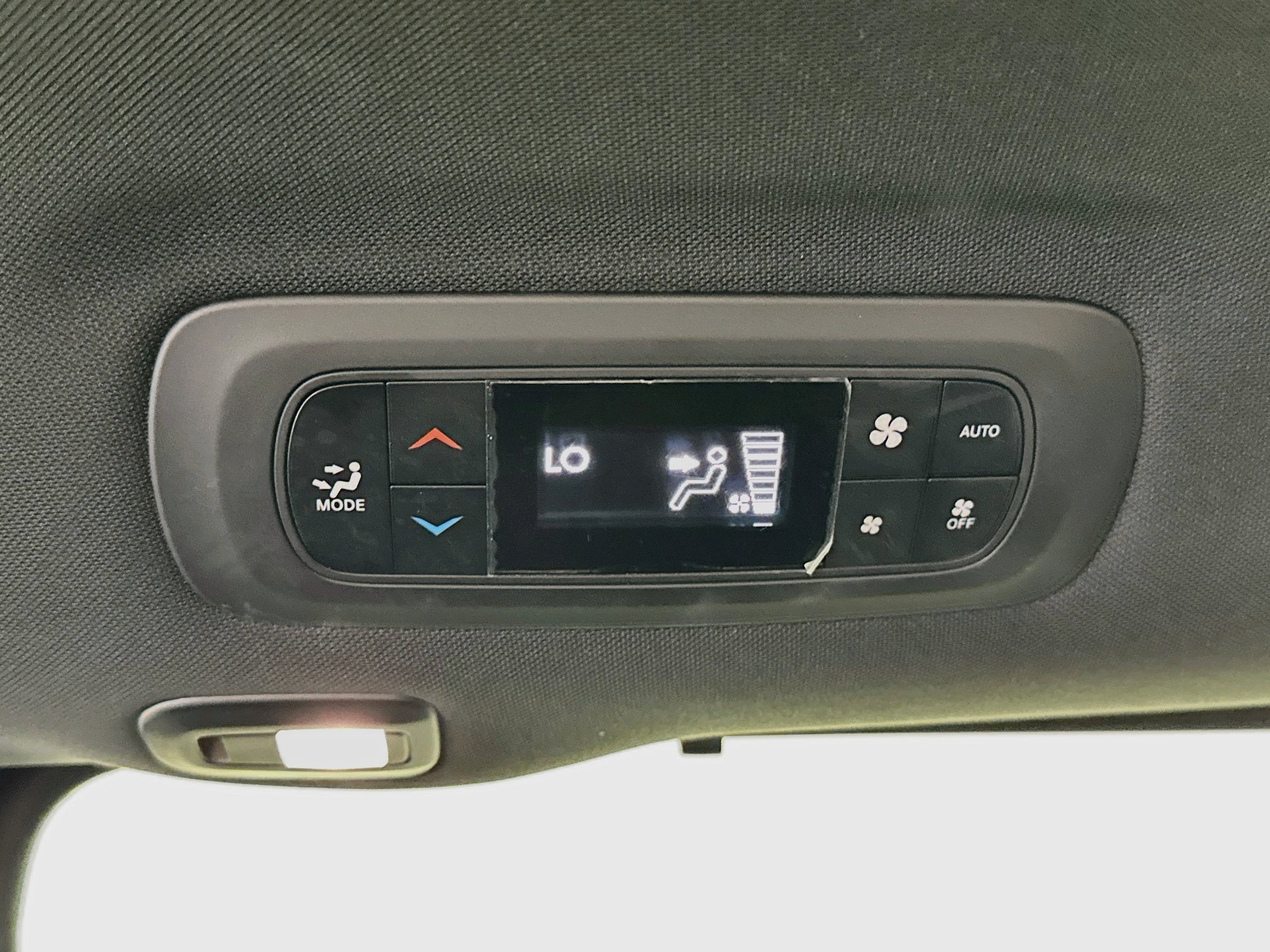 Used 2023 Chrysler Pacifica Limited w/ S Appearance Package FWD image 26