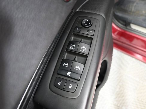 Used 2021 Dodge Durango R/T w/ Blacktop Package AWD/4WD image 21