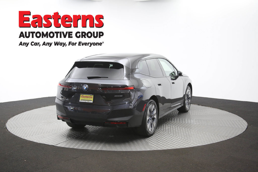 Used 2024 BMW iX xDrive50 AWD/4WD image 40