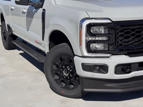 New 2026 Ford F250 4x4 Crew Cab Super Duty image 4
