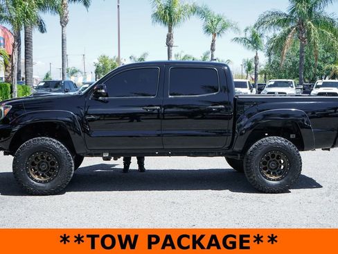 Used 2015 Toyota Tacoma 4x4 Double Cab w/ TRD Off-Road Package image 5