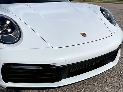 Certified 2024 Porsche 911 Carrera RWD image 20